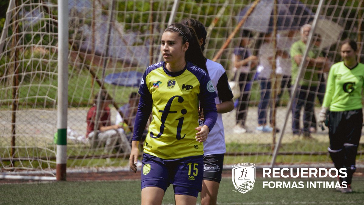 CLUBFORMAS's tweet photo. 💛💙 ¡NOS VAMOS A LA FINAL! 💙💛

⚽ Ese fue el grito que se escuchó tras el pitazo de la semifinal del 2018 en la categoría infantil de la Liga Antioqueña.

#FutbolFemenino #formasintimas #ATuLado #RecuerdosFormasIntimas #TBT https://t.co/npclkGar5x
