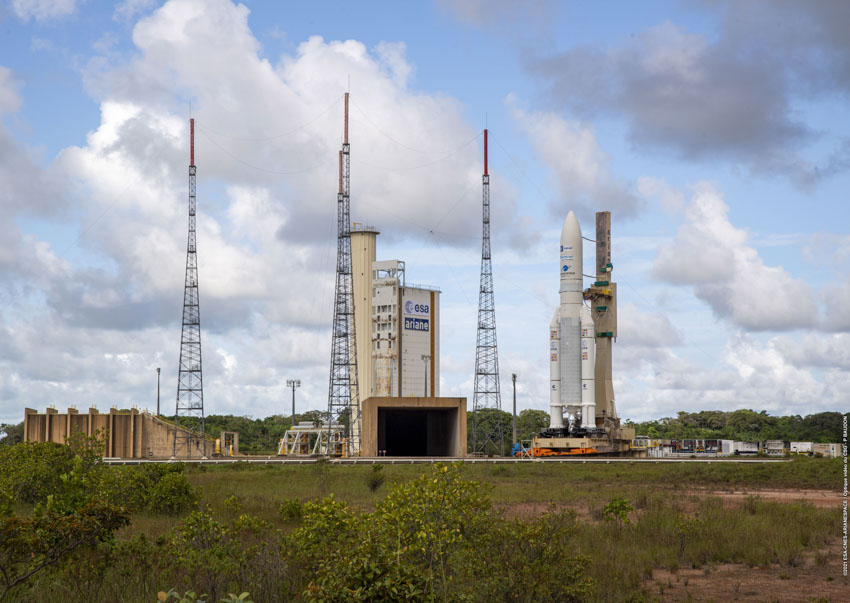 Ariane 5 VA254 (Star One D2 & Eutelsat Quantum) - CSG - 30.7.2021 E7fjYfLWQAUP8qU?format=jpg&name=900x900