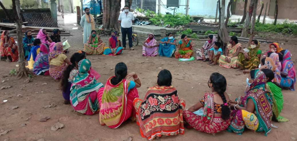 JharkhandDMA's tweet photo. जमशेदपुर अधिसूचित क्षेत्र समिति (#JNAC) के विभिन्न वार्डों में #SHG_सप्ताह कार्यक्रम के तहत दिनांक 29.07.2021 को विभिन्न महिला समूहों का #SHG_Profiling का कार्य किया गया।
#DAYNULM
#SHGSaptahCelebration
#shgprofiling
#Jamshedpur
@HemantSorenJMM @JharkhandCMO @vijayajadhavias https://t.co/SxW2mhybBp