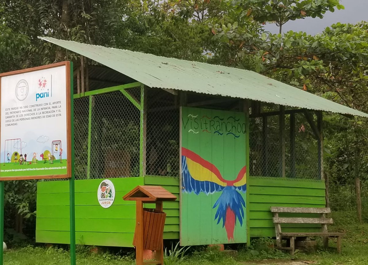 CanEmbCRHNNI's tweet photo. 🇨🇷 Corcovado Foundation is a leader on environmental education & regenerative agriculture. Inspiring visit to communities restoring their ecosystems #DrakeBay with @Funcorco. #ClimateAction #resilience #adaptation https://t.co/s4VnvCikR2