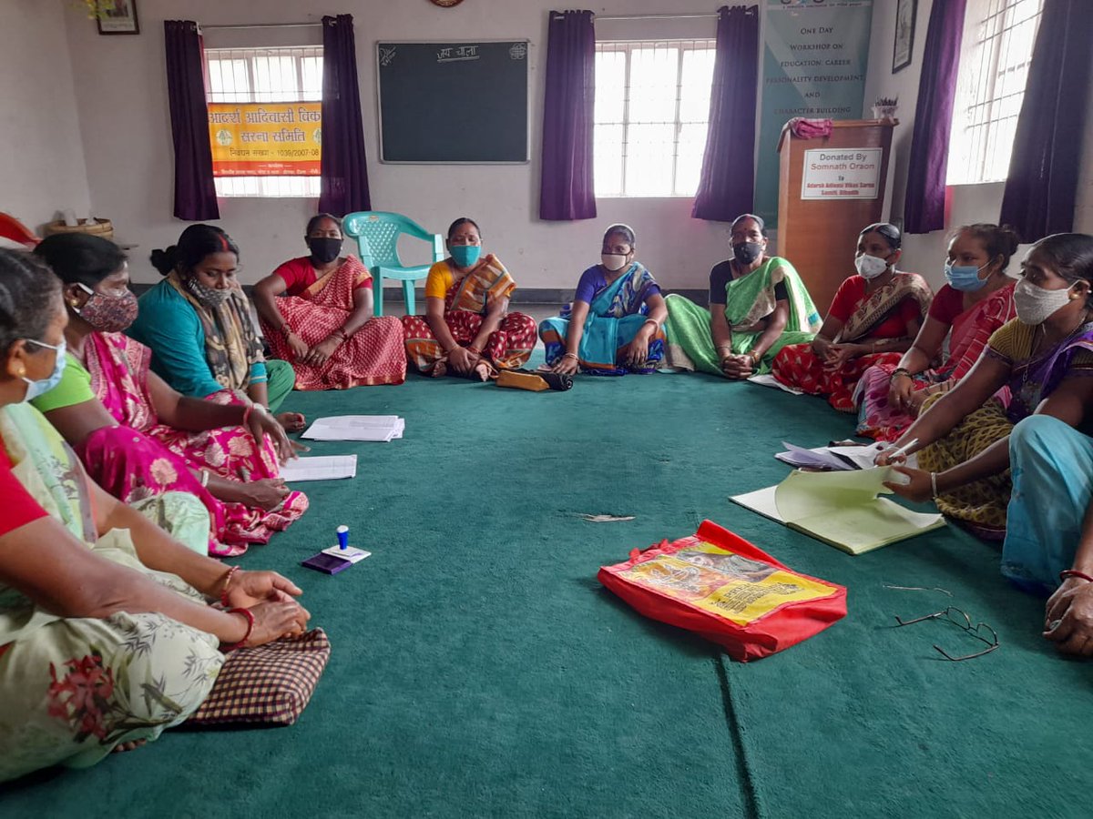 JharkhandDMA's tweet photo. #SHG_सप्ताह कार्यक्रम के तहत #रांची_नगर_निगम के विभिन्न वार्डों में दिनांक 29.07.2021 को कई महिला समूहों का #SHG_Profiling किया गया।
#Ranchi
#DAYNULM
#shggroup
#SHGSaptahCelebration
#shgprofiling
@HemantSorenJMM @JharkhandCMO @vijayajadhavias https://t.co/saQctU20p2