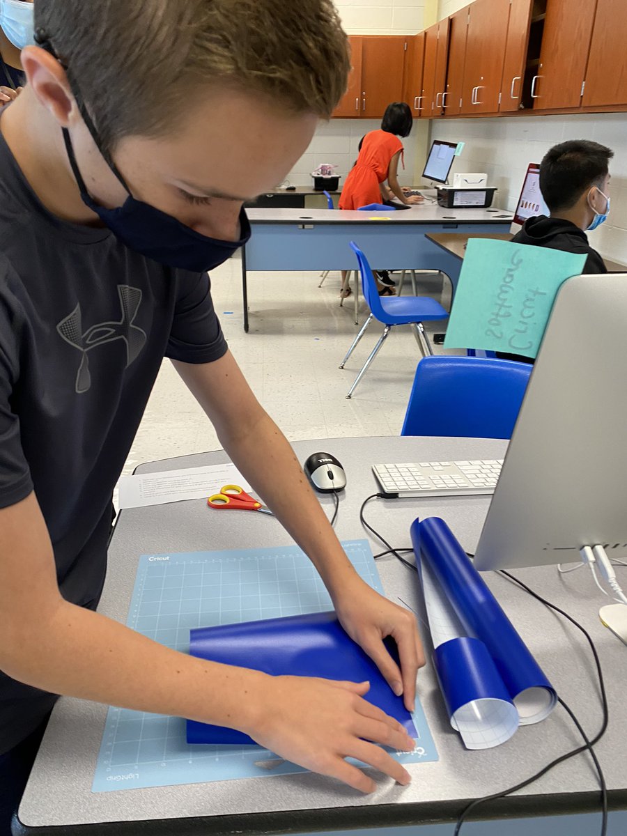 InstTechFTPS's tweet image. FMS summer STEAM program flew by! Students enjoyed their last days creating t-shirts with the cricut machine and ultimate gaming! What an awesome group of students! @HurdVPFMS_FTPS  @SGS_FTPSchools @KellyVPFMS_FTPS @LMooreFMS_FTPS