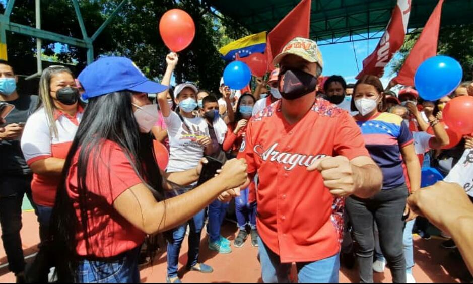 dtluisgonzalez_'s tweet photo. La @JuventudPSUV está preparada para afrontar el #8Agosto las #EpaPSUV ¡Juntos Con Amor y Por Amor! 
Seguiremos desplegados en las calles con unidad, disciplina y organización siguiendo el Legado de nuestro Comandante Hugo Chávez ¡Qué Viva el @PartidoPSUV! 
#VacúnateYAbrazaLaVida https://t.co/1OuyLFEkw5