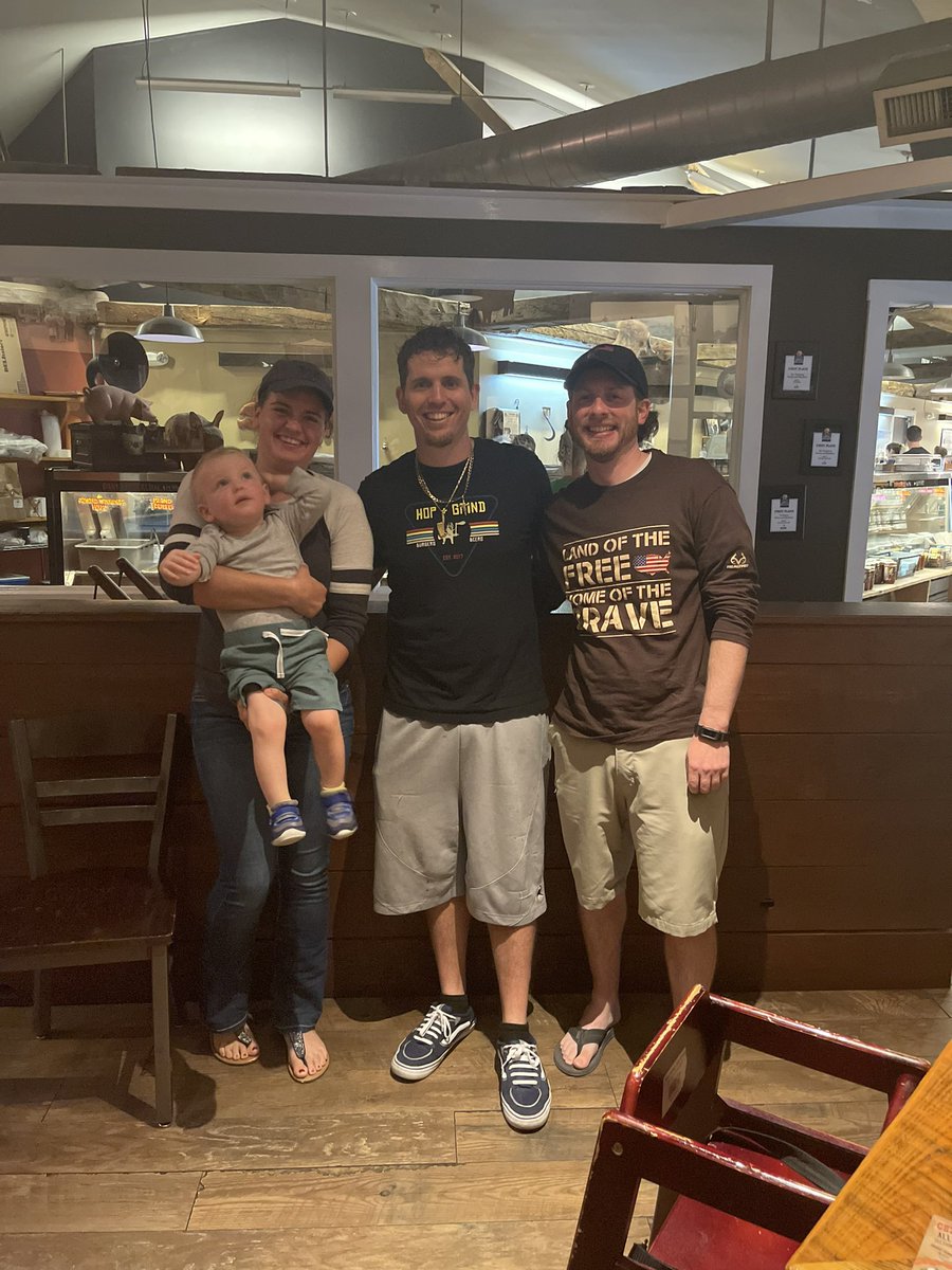 Just had another #DDDiehard family come through on their #ddd vacation tour all the way from Pittsburgh… Meet Jaret, Daisy and Joaquin, and I’m sorry, but if anyone doubts their diehardedness check out the <a href="/GuyFieri/">Mayor Guy Fieri</a> Halloween costume!! Pleasure meeting you guys! 😂🙏🏻🤘🏻