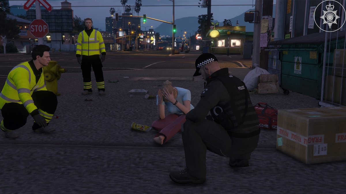 SYRPC_1407's tweet photo. Decent night tonight, we managed to successfully arrest 2 violent offenders who were up to no good in the town centre with machetes.
However, the night got turned on its head when we attended a major RTC which turned fatal up north of the city centre. https://t.co/1aTFqFYgtC
