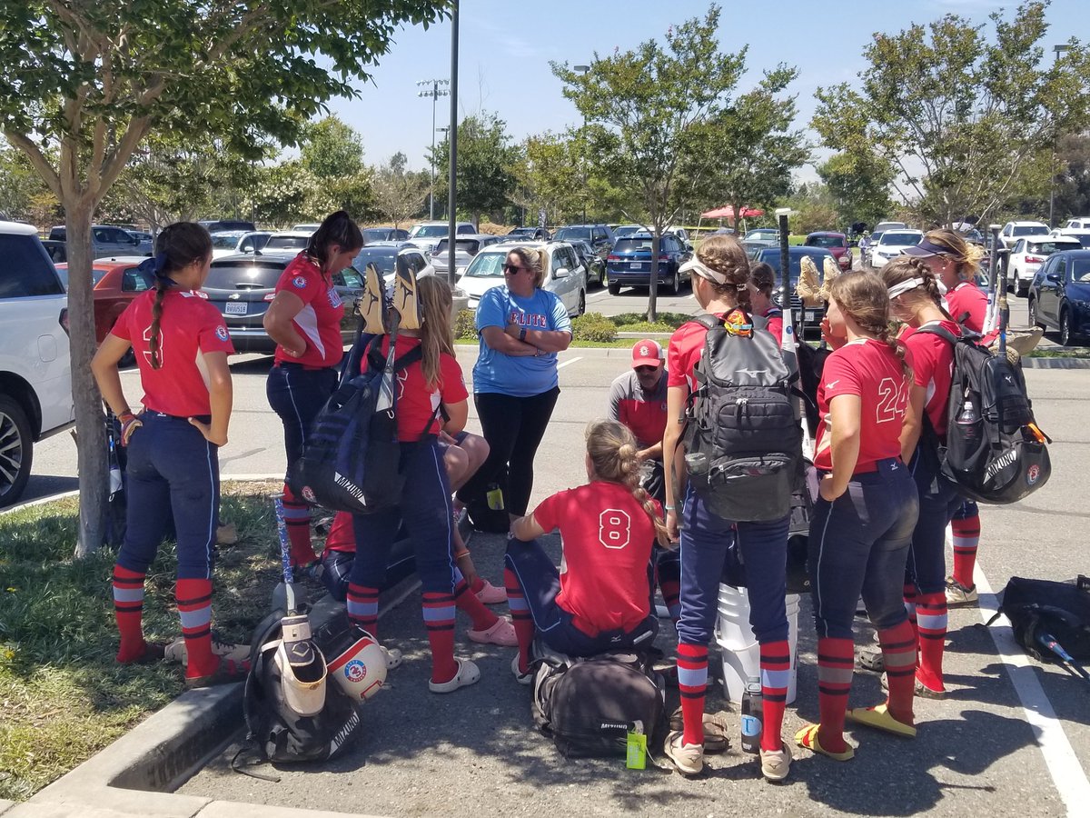This is what ❤💙 looks like - 
None of our girls are old enough to be recruited.
Only 2 pitchers going into bracket. 
Offense + defense kept coming up w/ clutch hits + ESPN plays. 
Our PGF run ended today vs a very talented RI Thunder team, and we could not be more proud. #Elite