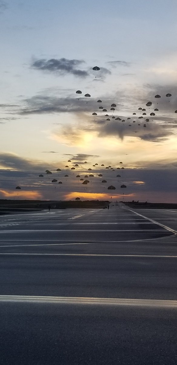 I_Corps's tweet photo. #ExForager21 continues with bi-lateral Airborne Operations between the @Japan_GSDF and @USArmy
Stay tuned for more!
#FirstCorps #alliesandpartners #FreeandopenIndoPacific #Guam
@ArmyTimes @USARPAC @PostGuam https://t.co/bN86smKHlZ