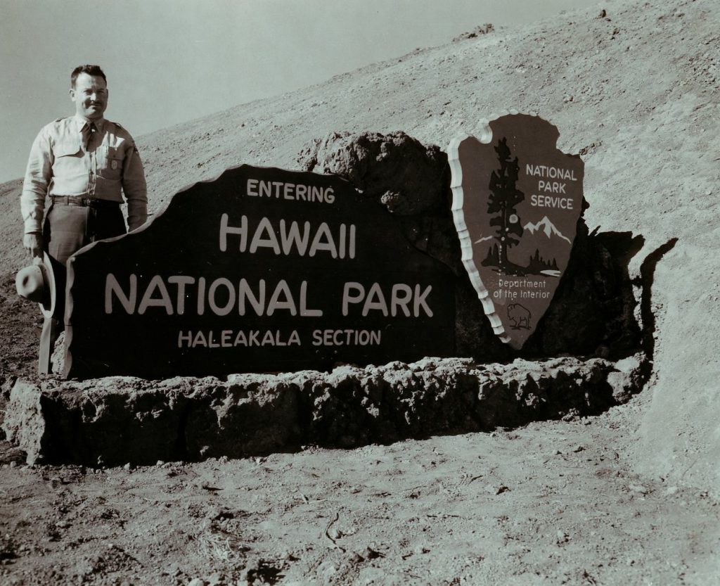 MauiNOW's tweet photo. Free Entrance to Haleakalā &amp;#038; Hawaiʻi Volcanoes parks Aug. 1 for 105th Birthdays https://t.co/IQvthh352k https://t.co/XI67skeMPF