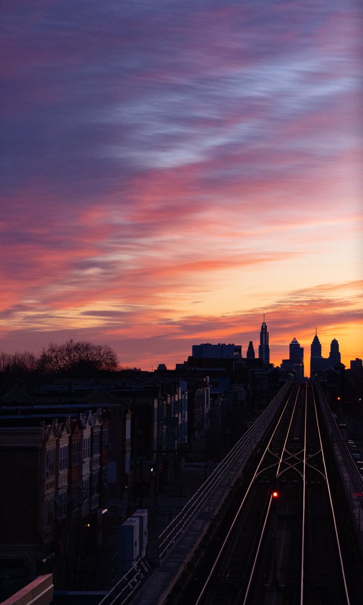 _westofbroad's tweet photo. Views worth waking up early for. An old favorite. #photography #philly #Philadelphia #visitphilly #urbanphoto https://t.co/hfuexD60ZH