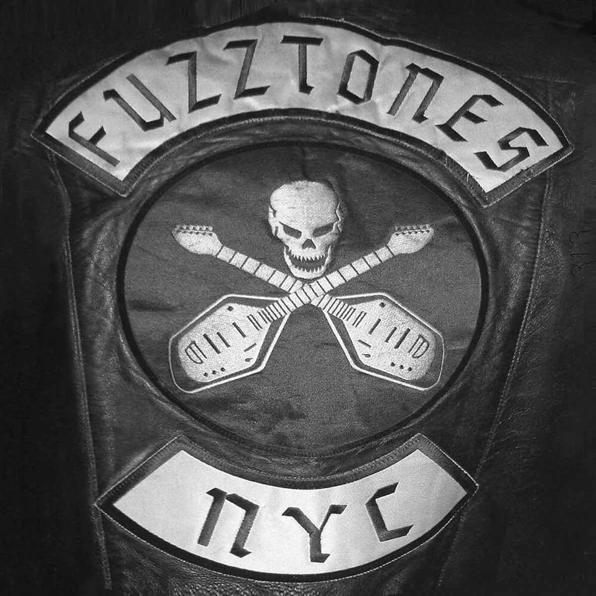 BoogieMaxo's tweet photo. Pura banda desvencijada en #CopyPaste101 por @r101ck 95.9FM #GDL Y #ROCK101más ...
14. Paranoid – The Meteors
15. Smokestack Lighting – The Morlocks
16. Dancing Barefoot – The Fuzztones https://t.co/TPlrFjRAHJ
