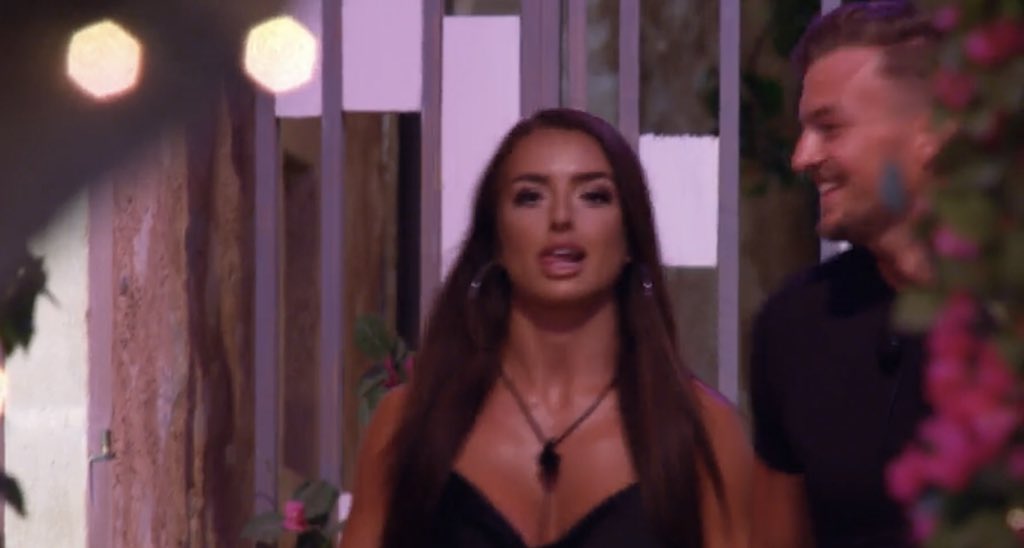 AfricanGrey01's tweet photo. I made it y'all 🤪🤣 
#MainVillaLife 
#LoveIsland https://t.co/dNe1Hj6c6m