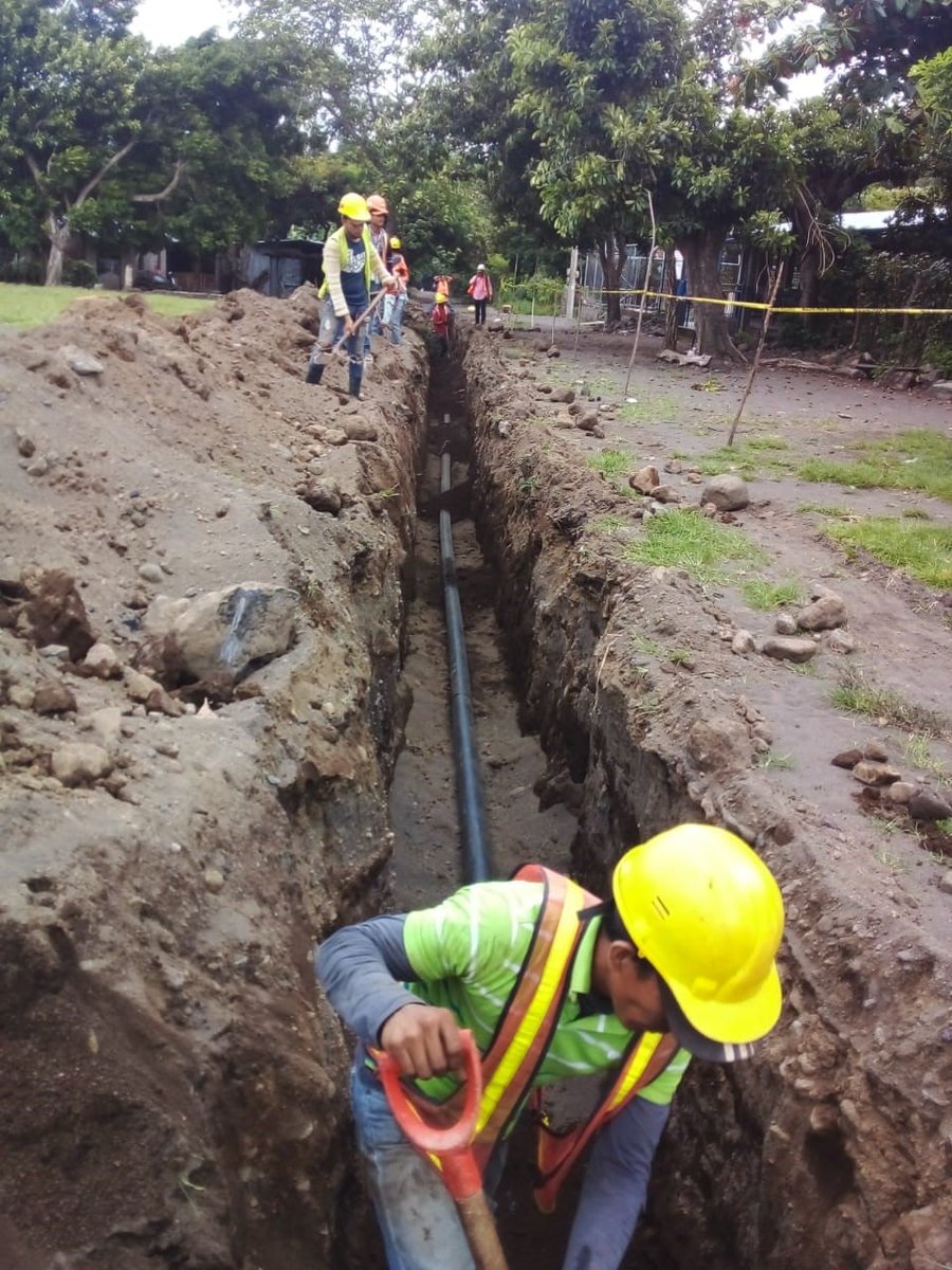 Avanzan obras de agua potable en Altagracia, Isla de Ometepe.
#ENACALCENTRAL

m.facebook.com/story.php?stor…
