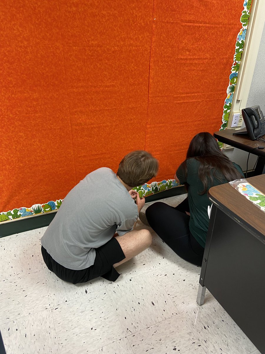 Beesreader's tweet image. This Nichols Mustang is off to a great start! Busy day!💕🌵 His mentor gave him the sweetest goodie basket!💕@Beesreader @NISDNichols @NISD