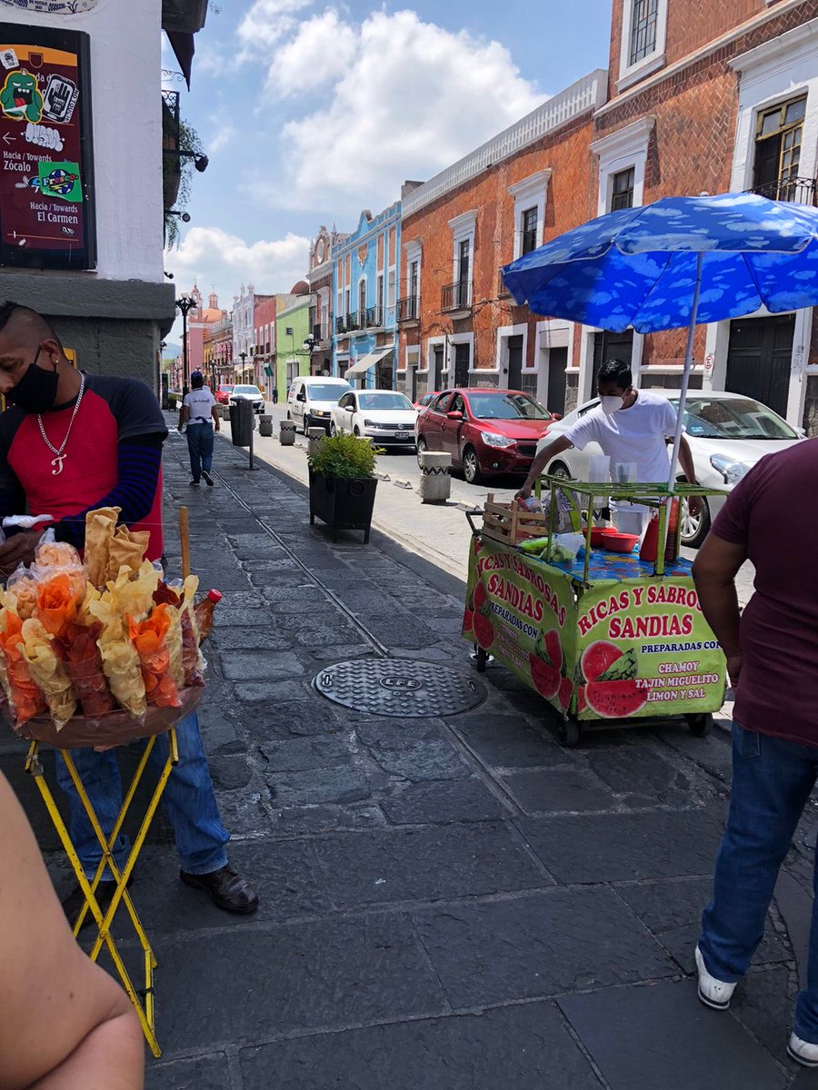 Barriando Puebla (@barriandopuebla) on Twitter photo Una vergüenza nuestro centro histórico, lleno de puestos por todos lados <a href="/PueblaAyto/">Ayuntamiento de Puebla</a> <a href="/GobernacionPue/">Secretaría de Gobernación</a> <a href="/JCarlos_Valerio/">Juan Carlos Valerio</a> <a href="/ImagenTVPuebla/">Imagen Televisión Puebla</a> <a href="/HectorRodrigoMx/">Héctor Rodrigo Ortiz</a> Una vergüenza nuestro centro histórico, lleno de puestos por todos lados <a href="/PueblaAyto/">Ayuntamiento de Puebla</a> <a href="/GobernacionPue/">Secretaría de Gobernación</a> <a href="/JCarlos_Valerio/">Juan Carlos Valerio</a> <a href="/ImagenTVPuebla/">Imagen Televisión Puebla</a> <a href="/HectorRodrigoMx/">Héctor Rodrigo Ortiz</a>