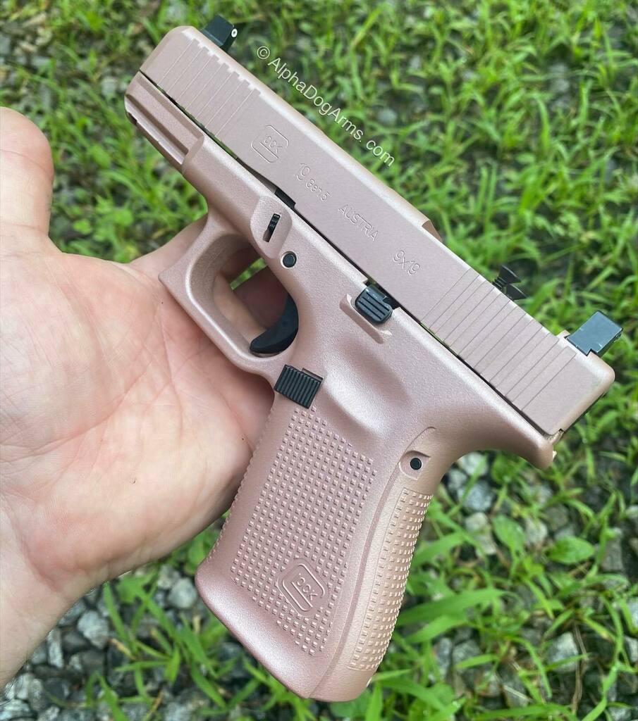 alpha_dog_arms's tweet photo. @trijicon #rmr #slidemilling and #rosegold @cerakote on this #glock19 Gen5 for @alywebsterr
.
.
.
#customglock #ladyglock #customglockslide #customglock19 #cerakote #cerakotethatshit #cerakotemafia #cerakoteeverything #alphadogarms #milledglock #milledglocks https://t.co/76VDSpCjqR