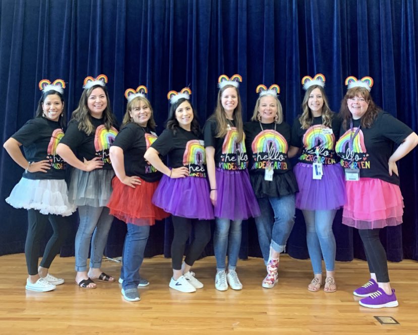 PSE proud of our precious K team for welcoming our families to K Roundup tonight!💜 A huge shout out to our PTA board for hosting our first 21-22 meeting of the year!💜 You rock!💜