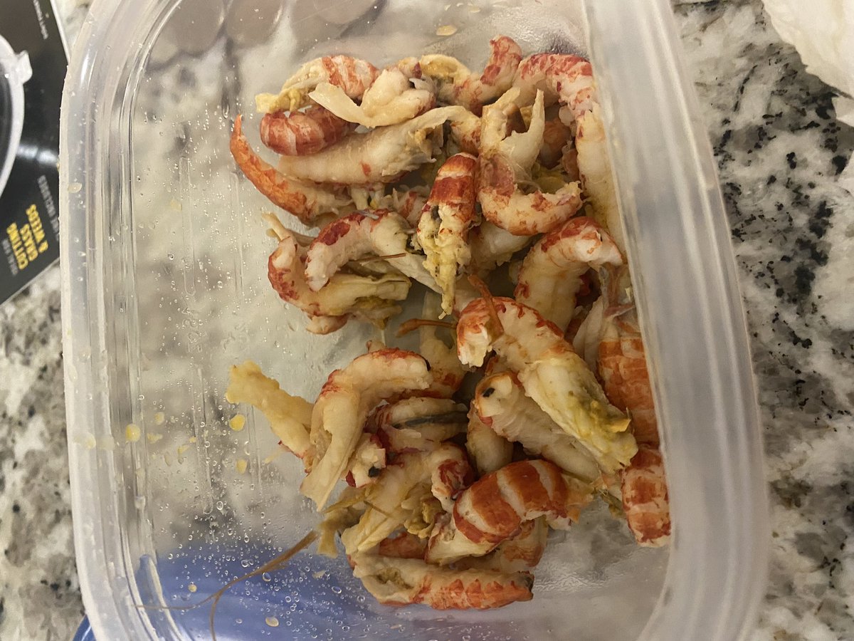 WM_j_MW's tweet photo. More Crawfish on a whores ass than this!  5 lbs of nothing @lacrawfishco https://t.co/eCMT88N8T0