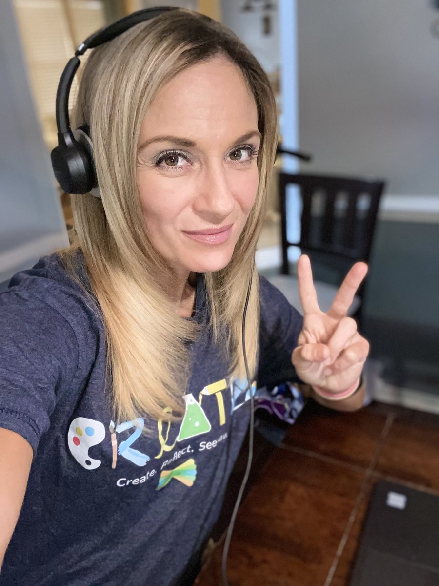 ReneeLWhite5's tweet image. Small group meeting #2 for #SeesawConnect2021 went great! We are even talking about a bonus meeting to share more after #SeesawConnect is over. #teachersneverstoplearning #HAWKSsoar @Seesaw