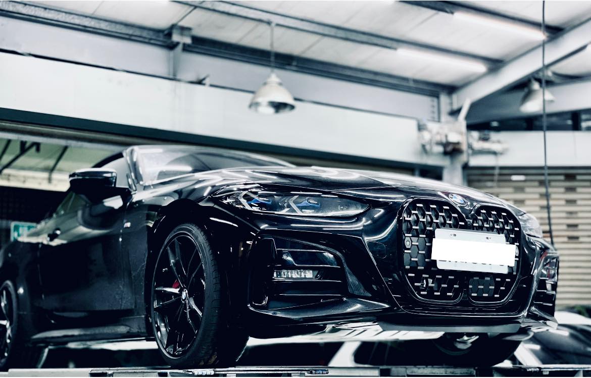 STONE_EXHAUST's tweet photo. TOP-LESS😍 https://t.co/2ucUb9LpHa