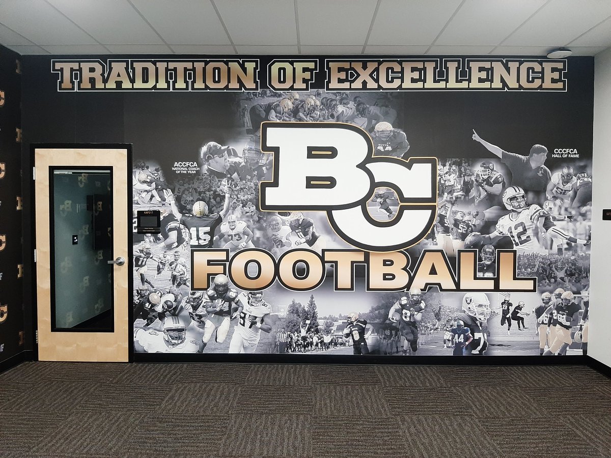 YubaCityKicker's tweet photo. Ready to start this new challenge and follow in the footsteps of some great players 💪🦵🏈
#BCPride https://t.co/uQ1EKqtjuk