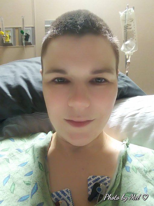I'm not looking my best... Some liver trouble is making me realllllly sick... But I'm alive, and here<a href="/tag/mvsales"class="tags"><span>#mvsales</span></a>