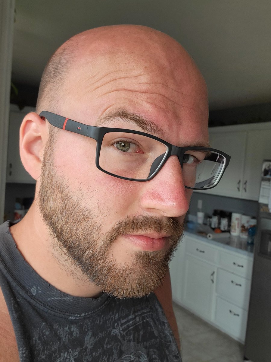 New glasses, who dis?