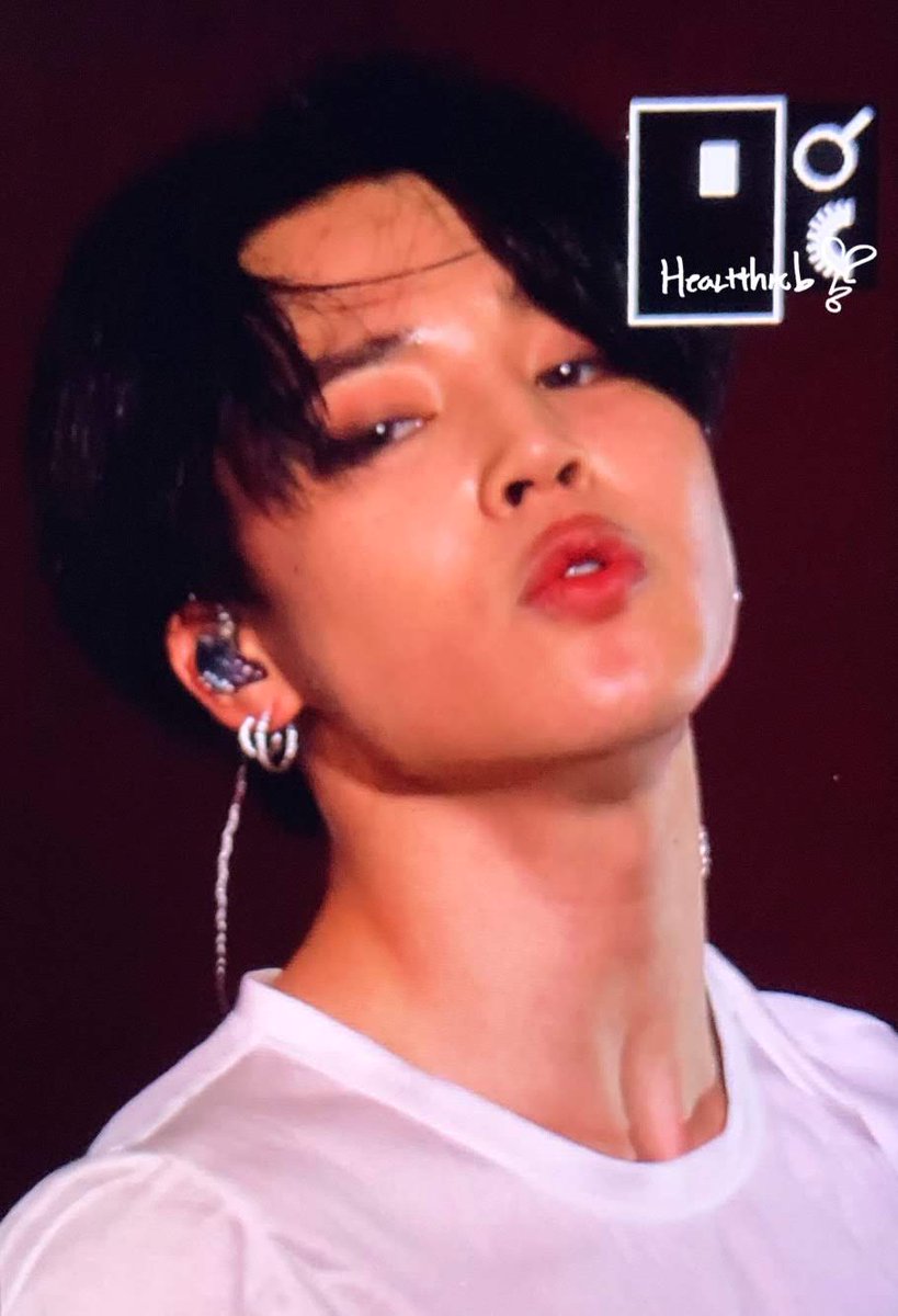 jiminpics's tweet photo. the doll face
#JIMIN #지민  #방탄소년단지민  #ジミン https://t.co/daDGkGcp8O