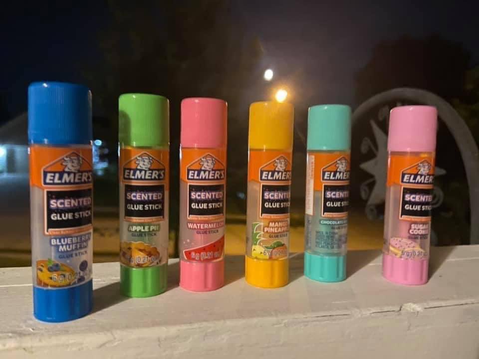 MrsLucke's tweet photo. PSA for parents: DO NOT purchase @Elmers scented glue sticks for your child’s back-2-school supplies, please just stick to the original Elmers. Sincerely, teachers everywhere 🤦‍♀️ https://t.co/2NmF8Ezkgi