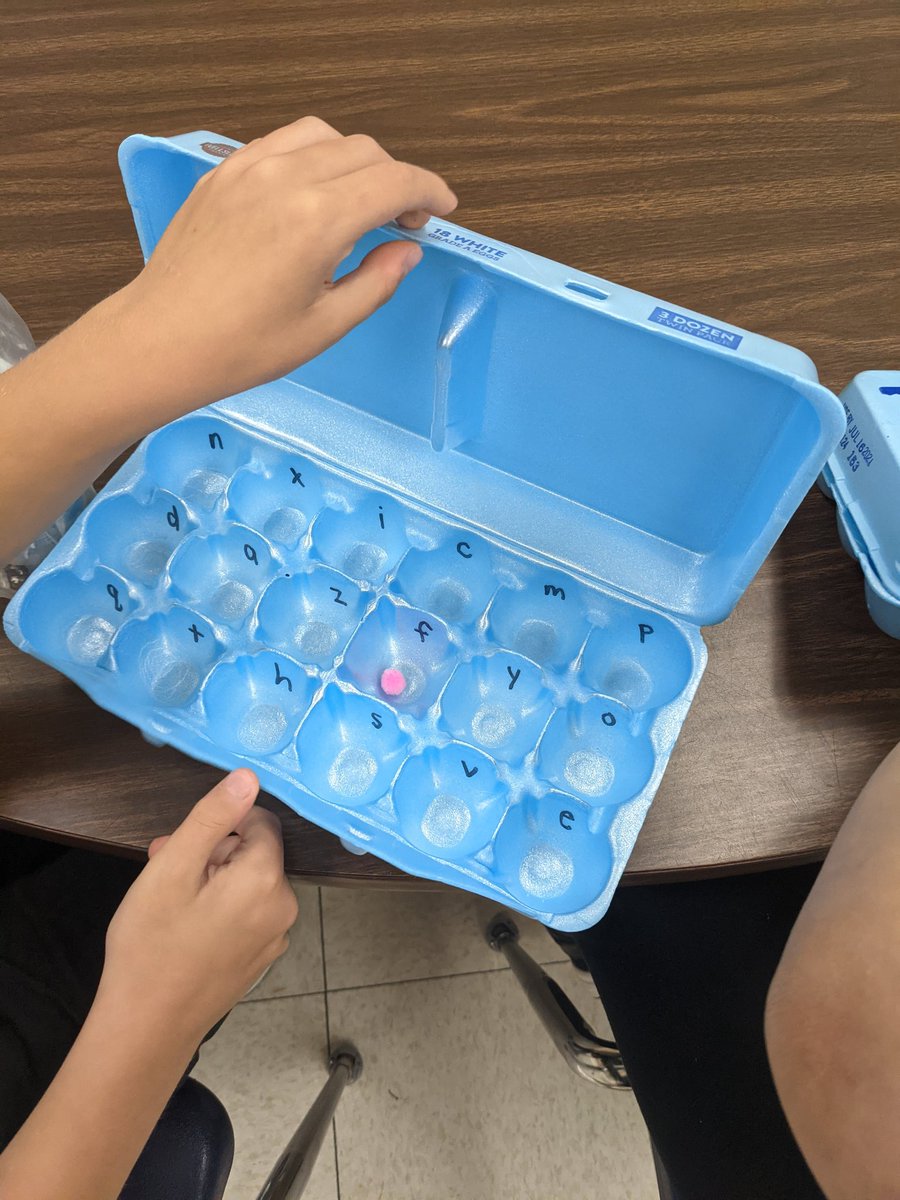 angford1's tweet photo. Multisensory phonics fun for ESY https://t.co/hXwwPnGtkW