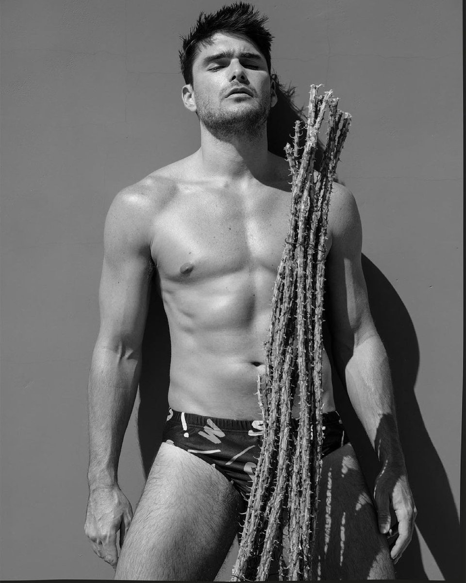 MrPeaksNValleys's tweet photo. It's @Charliem015 wearing @Moschino from @DAMAN_Magazine.   OF:  https://t.co/3tXovibwNL https://t.co/EXriuACm1K
