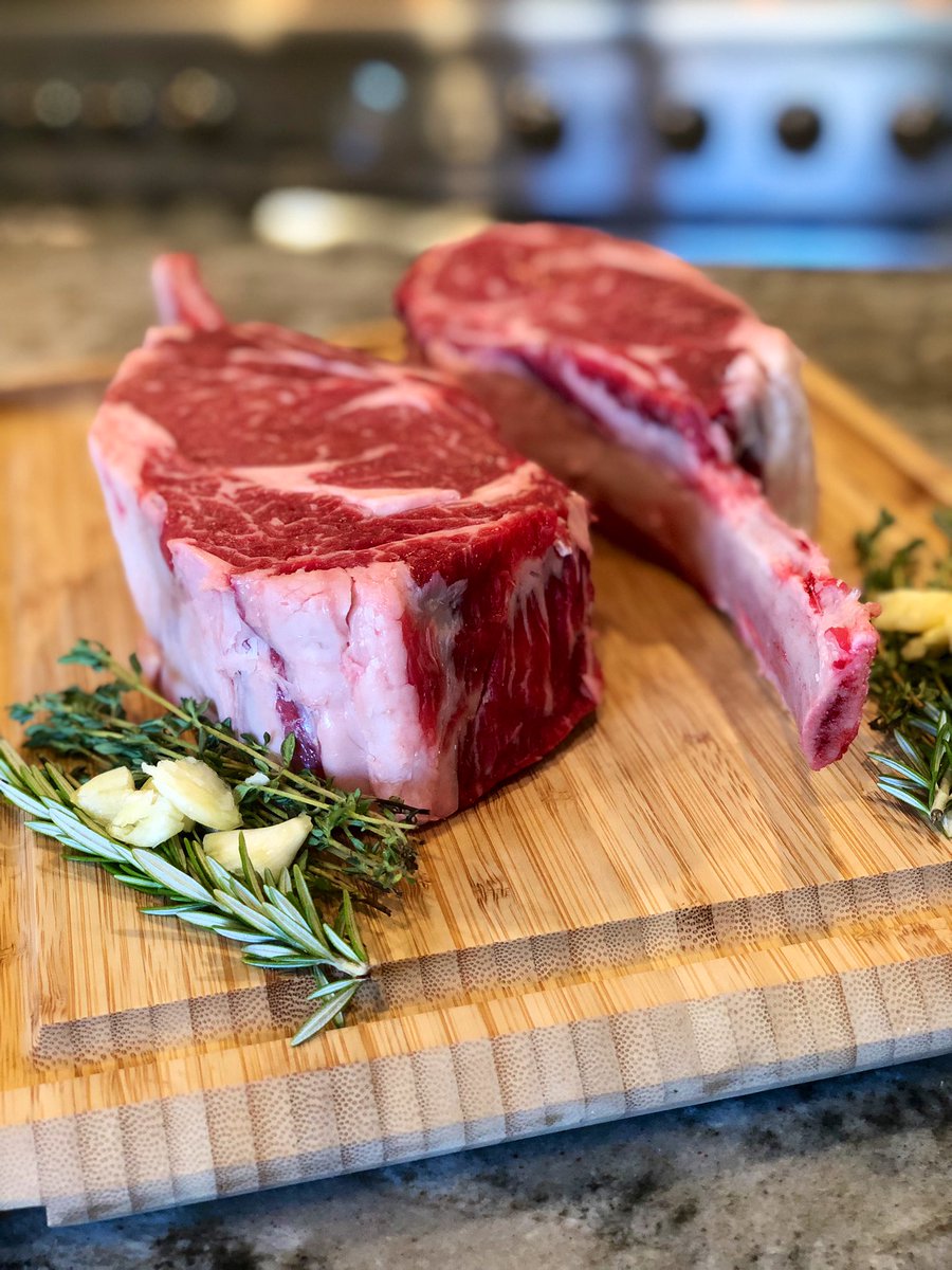 It’s. about. to. go. down… 😋🔥#steak #ribeye #boneinribeye #foodie #yum #sousvide
