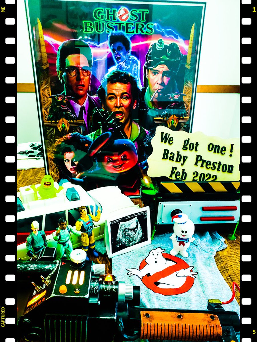 DeAthStROke428's tweet photo. I'm finally gonna be a daddy and the first movies he will watch are the 3 ghostbusters movies lol @dan_aykroyd @BillMurray @Ernie_Hudson @anniepotts @IvanReitman @Ghostbusters #Ghostbusters #GhostbustersAfterlife https://t.co/O81qA9Jrh6