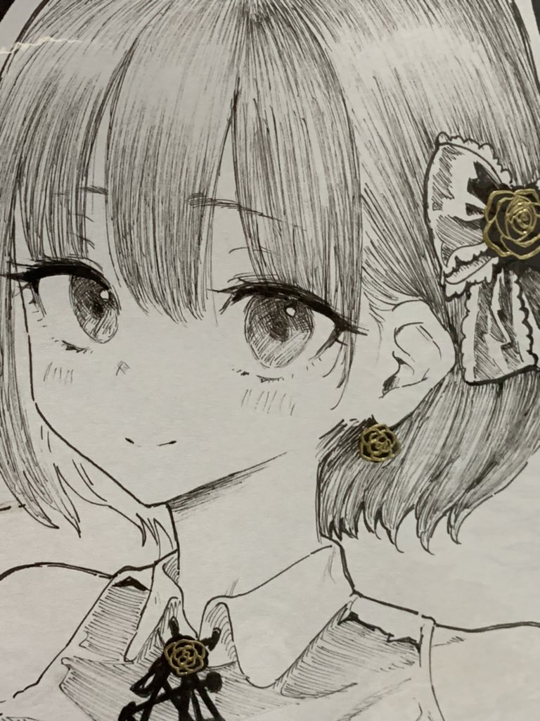 #見た人もなにか無言で白黒の何かをあげる 