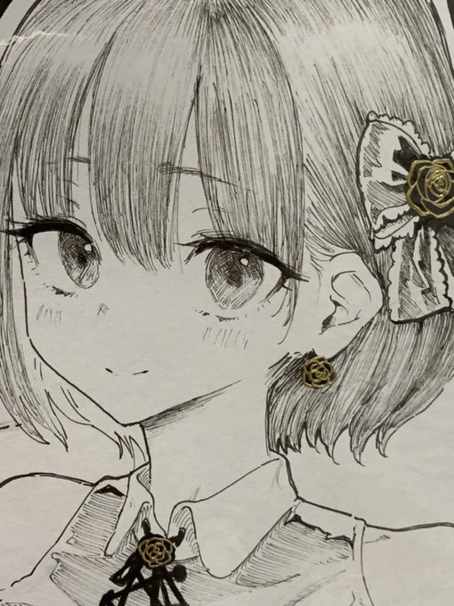 #見た人もなにか無言で白黒の何かをあげる 