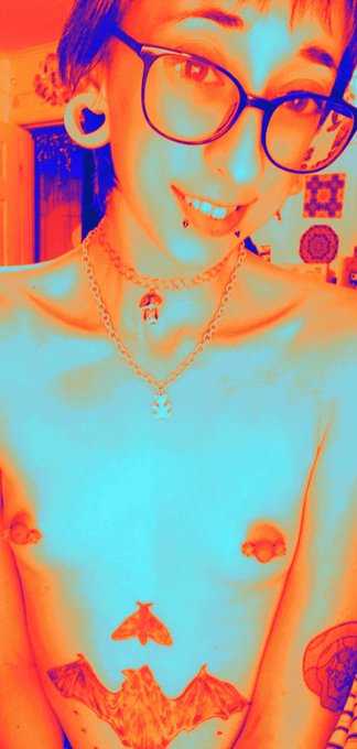 2 Daft Sluts’s pics and videos