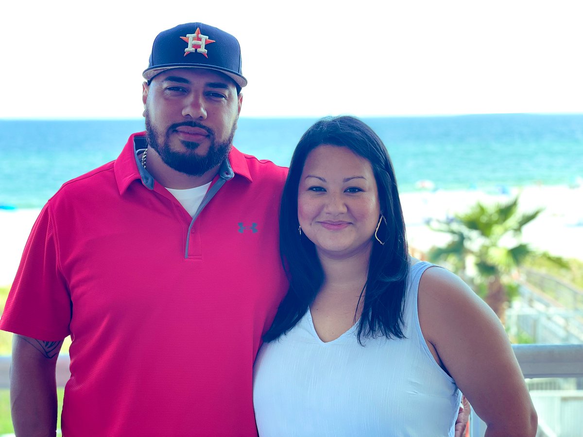 munoz_christam's tweet photo. Vacation🏖 Wrapping up my summer at the beach😊❤️🥰 #jrerocks #jresummerbingo @kisdjre https://t.co/3XBUgBNQSc