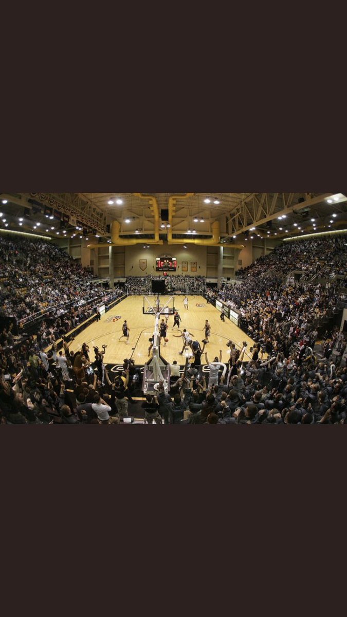 YogiOliff_4's tweet photo. Extremely blessed and grateful to receive my first D1 offer from Army West Point! Big thanks to Coach Allen and Coach Chesley for this opportunity! @mikeweinstein55 @NorthHoops219 https://t.co/3bZhx7k19d