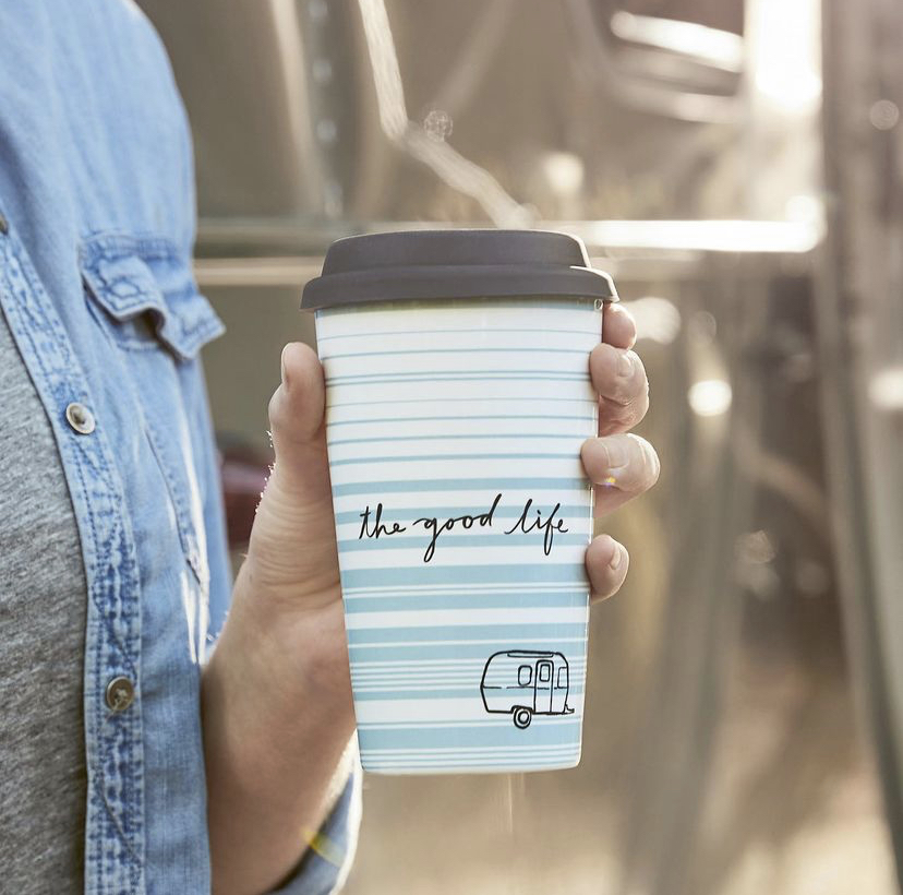 seesparkgo's tweet image. All of the comforts of home + an homage to a deep love for adventure, the @Airstream_Inc x @potterybarn collection couldn&apos;t be more of a dream! 💭 With purposeful items for every travel-loving individual, this collection Is a must-have. Shop here: bit.ly/2TBmi0O