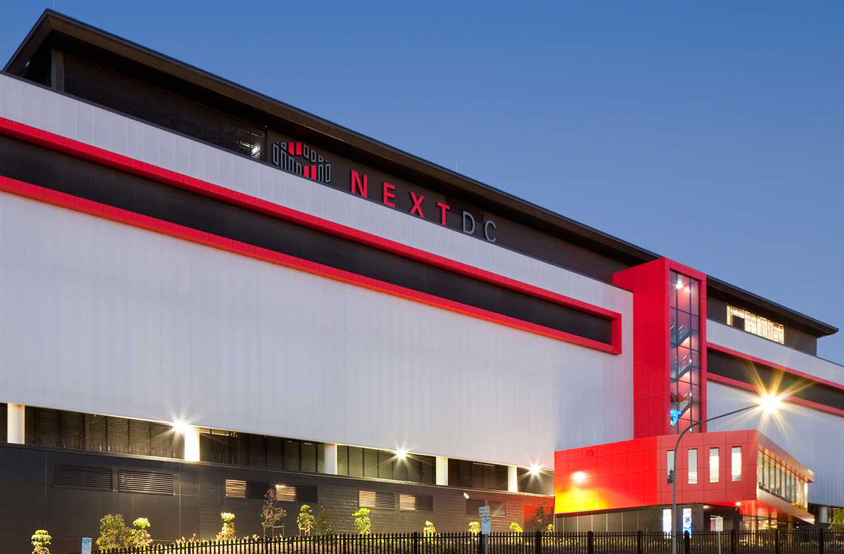 NEXTDC Limited has acquired a new #datacentre site in #WesternSydney, with the $124 million purchase the latest move in its long term development strategy. #technologyinfrastructure #physicalinfrastructure #cloudcomputing #digitaleconomy

australianpropertyjournal.com.au/2021/07/29/nex…