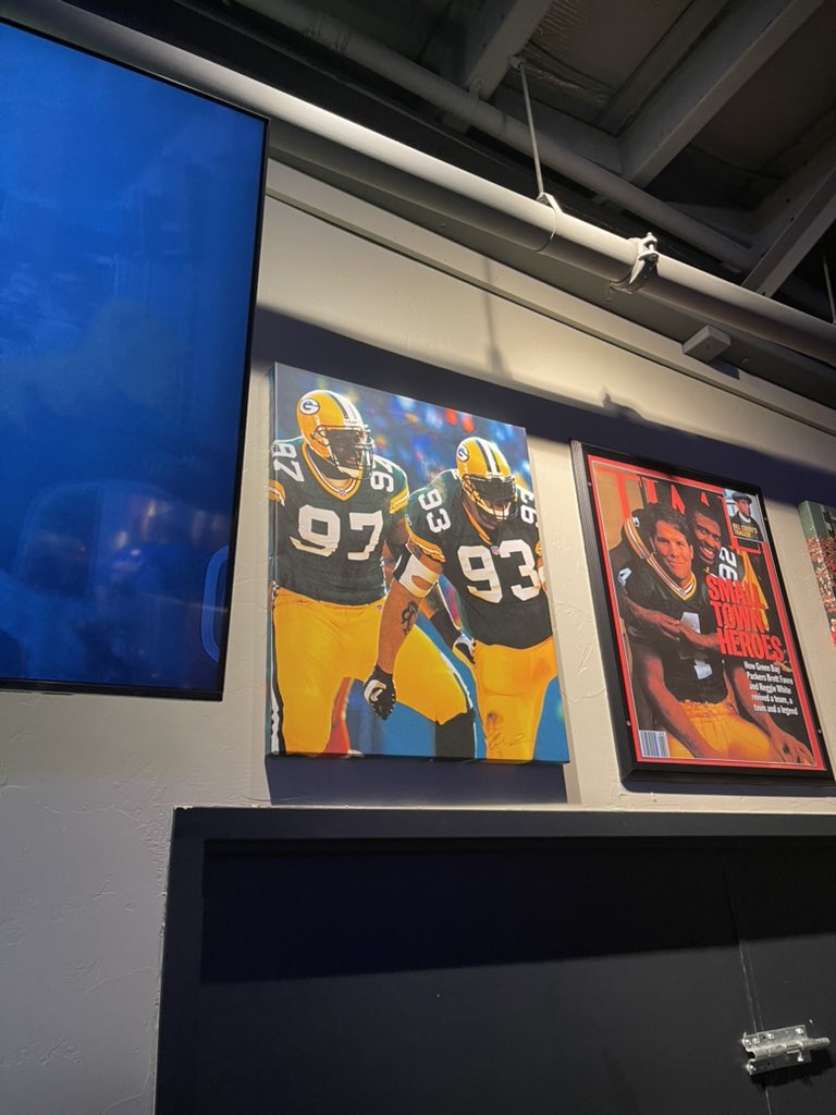 Ross Uglem tweet media