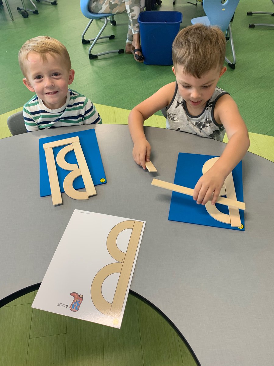 qcusd_preschool's tweet photo. B is for... Bear’s picnic!
Silver Valley Bears came to school ready to learn!
#qcleads #qcusd #queencreekpreschool #mesapreschool #BisforBear #silvervalleyelementary #earlyliteracy #preschoollearning #preschoolfun https://t.co/wWHgdTn6hf
