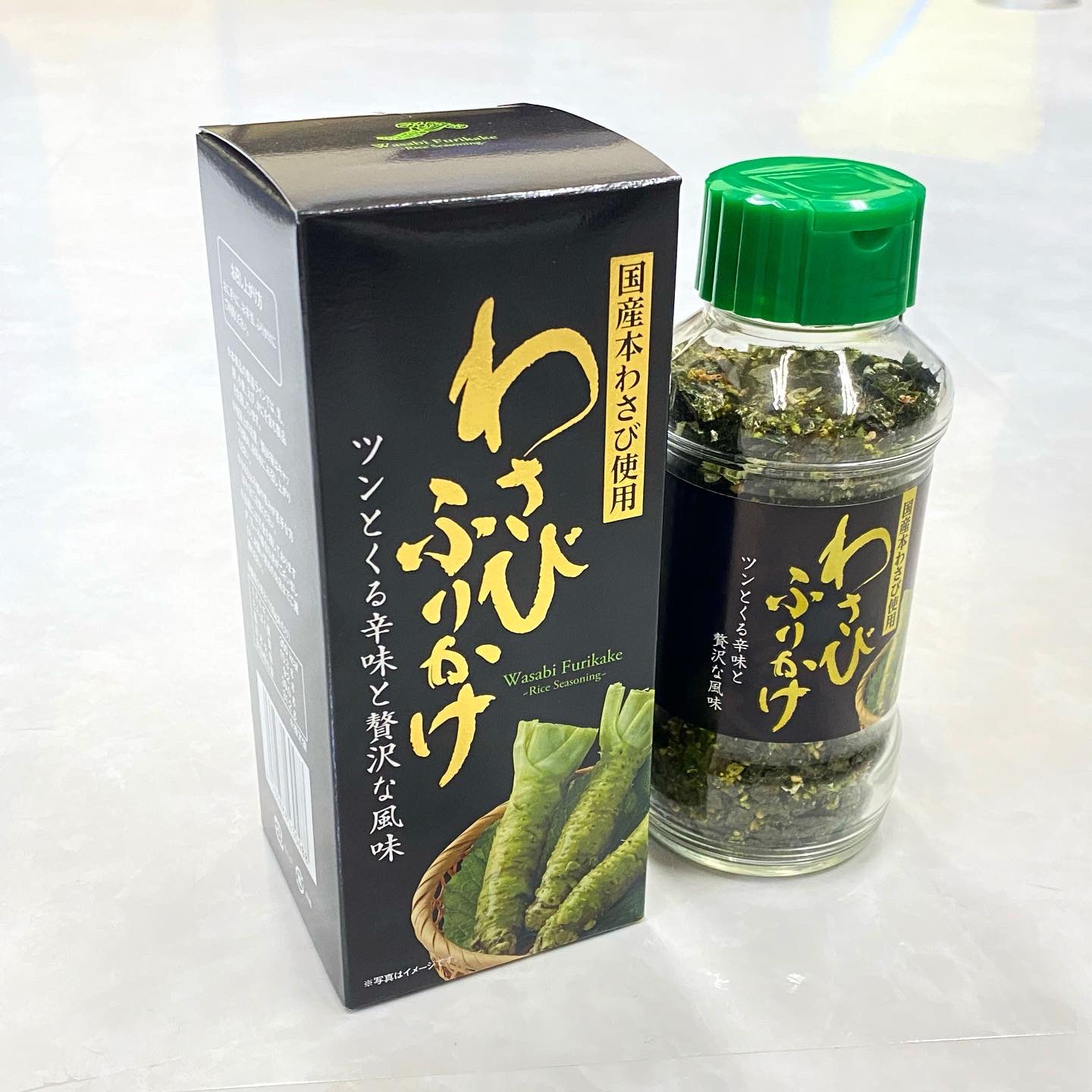 奥多摩わさび本舗 山城屋 本日より人気のわさびふりかけがリニューアル ご飯以外にもお蕎麦やそうめんの薬味に 卵焼きに入れたりオススメです トーストにバターぬってこれかけると美味しいってお客様に教えて貰いました 奥多摩 わさび 山城屋