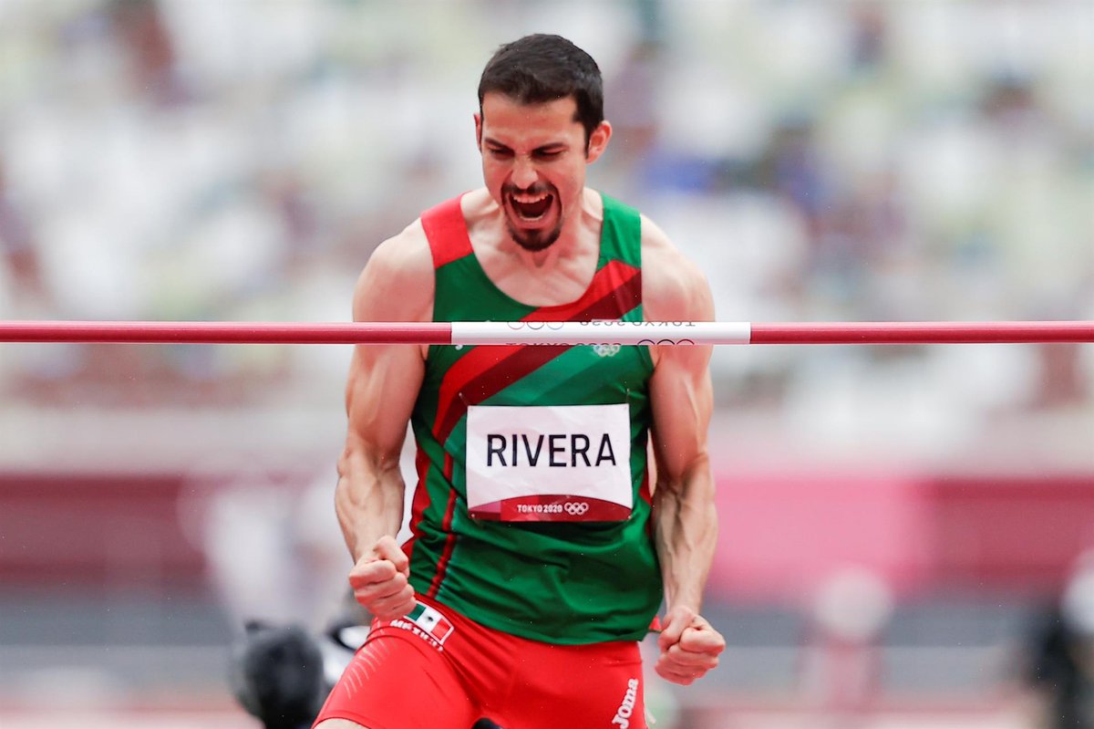 PlanoDeportivo's tweet photo. Así como llegó, se fue... El mexicano Edgar Rivera es eliminado del Salto de Altura en el primer día del Atletismo en Tokio
Así fue su participación: https://t.co/btFZmkKb1h
#EdgarRivera #Athletics #Tokyo2020 #Mex #TokioEnPlano https://t.co/wTJIincpYK