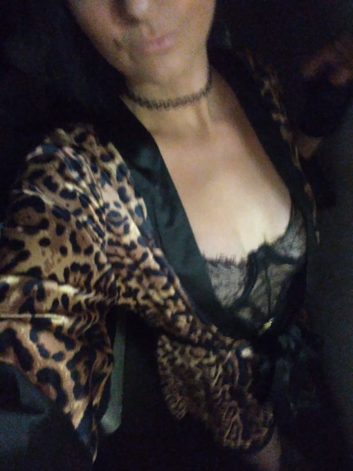 #sarashangrila #Leopard #goth #choker #alt #submissive https://t.co/elnB7FwWtV<a href="/tag/sarashangrila"class="tags">#sarashangrila</a><a href="/tag/leopard"class="tags">#Leopard</a><a href="/tag/goth"class="tags">#goth</a><a href="/tag/choker"class="tags">#choker</a><a href="/tag/alt"class="tags">#alt</a><a href="/tag/submissive"class="tags">#submissive</a>