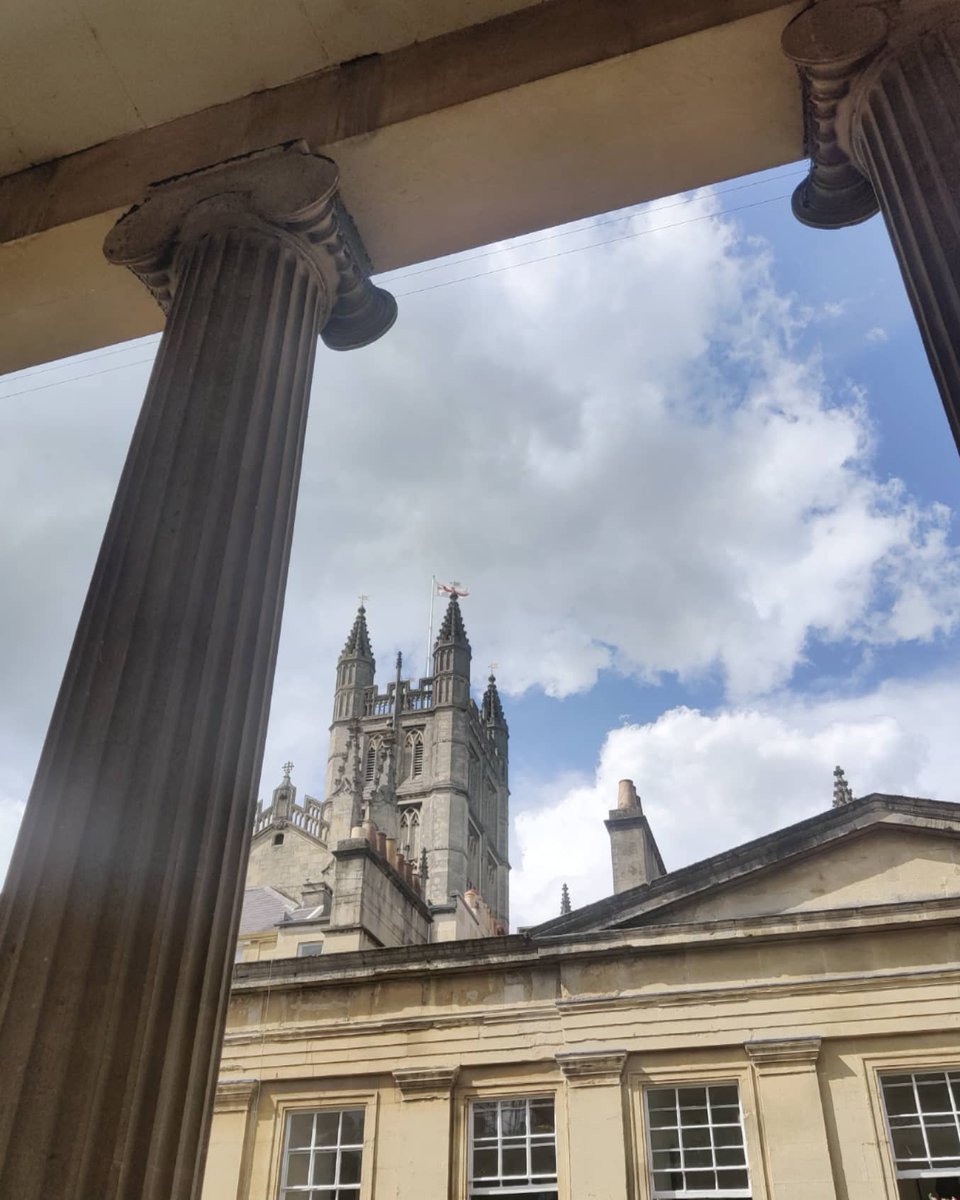 Topping & Company Booksellers of Bath tweet media