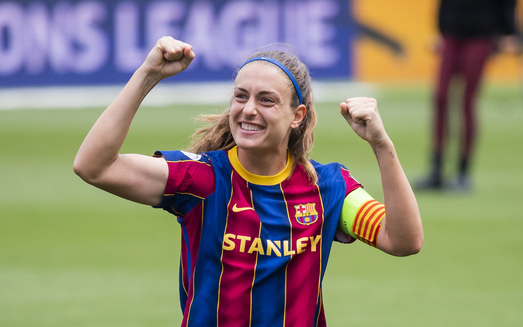 FCBfemeni's tweet photo. ⚽🔥 En el primer dia ja s'han venut unes 2⃣0⃣0⃣0⃣ entrades del PACK TEMPORADA @FCBfemeni 

Només hi ha una paraula per definir-ho:
              💙❤️G R À C I E S    A F I C I Ó🙌👏

Si encara no tens el teu 👉https://t.co/N6H4dXSp7F https://t.co/QL3naRASeM