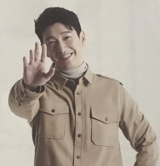 benjglexer's tweet photo. Day 30 | #30DaysofCSW
A gift you want to give him:
The best gift I can give is my sincere prayer that may the Lord keep him safe and shower him with more blessings!
And i will continue to support and respect his every decisions. Love you, Sir Snu!
#ChoSeungWoo #조승우 https://t.co/UhhWb9EDwR
