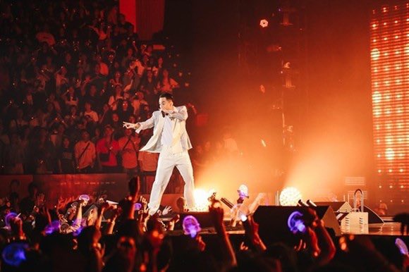 HaKusa741's tweet photo. @KevanKenney @MTV Shout out to @sontungmtp777 https://t.co/DN50p0AyYs