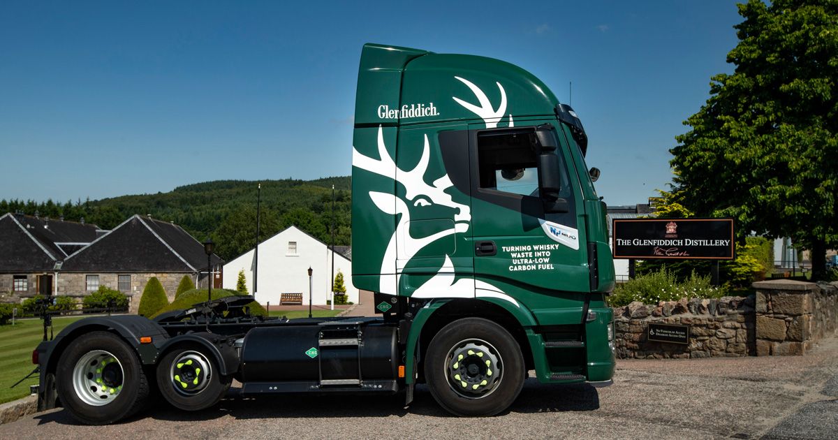 whisky powered trucks? scottish distillery launches transport fleet fueled by whisky waste
designboom.com/design/glenfid…