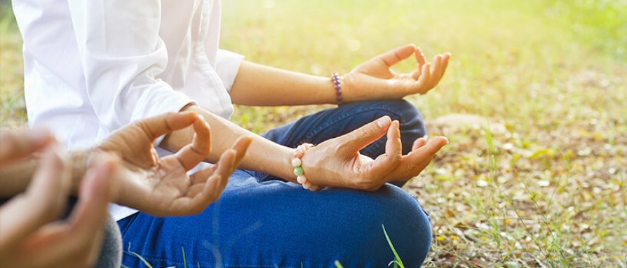 Sawan03340454's tweet photo. Just as for cleaning the house,
 one has to sweep daily,
 similarly for cleaning the mind, do daily worship, 
yoga and self-study.
#yoge
#motivation 
#meditacion 

Like❤❤❤❤

Retweet please🙏🙏🙏🙏

Comment💬💬💬💬💬 https://t.co/NHDRje7kG3